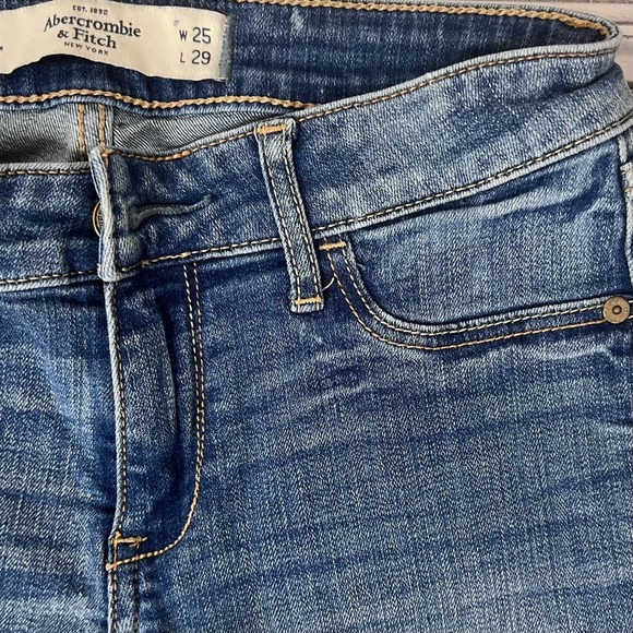 Abercrombie and Fitch 25/29 jeans. Girls women’s #312 - Picture 9 of 9